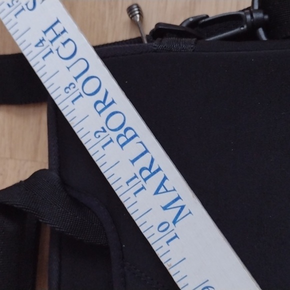 Victorinox Wegner SwissGear Slim Case Carrier For A Laptop with Handles - Picture 5 of 6